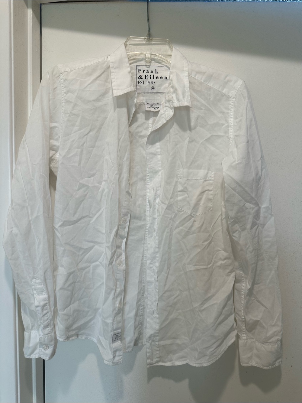 Frank & Eileen Barry White Button Down Shirt Size Medium